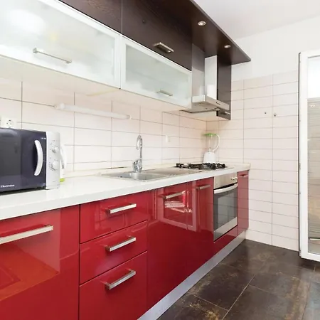 Apartment Awesome In With Kitchen